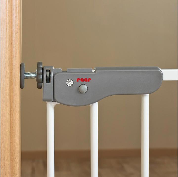 Actual product image Reer S-Gate Active Lock (75 cm)