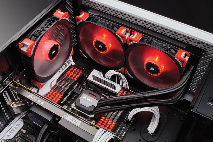 Actual product image Corsair ML140 Pro (140 mm, 1 x)
