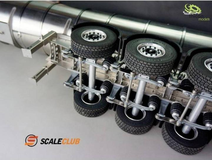 Immagine prodotto ScaleClub 1:14 Rimorchio cisterna V2A a 3 assi
