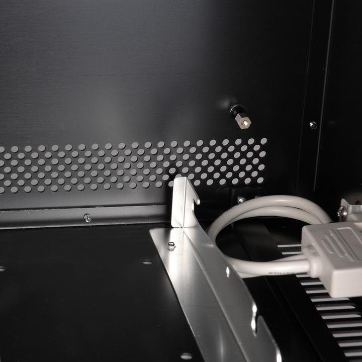 Actual product image Lian-Li Pc-Q07b (Mini-ITX)