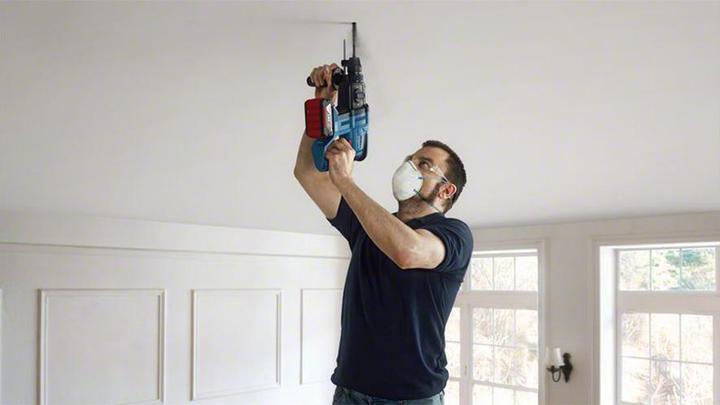 Produktbild Bosch Professional Akku-Lochbohrer GBH 18V-21 Solo (Akkubetrieb)