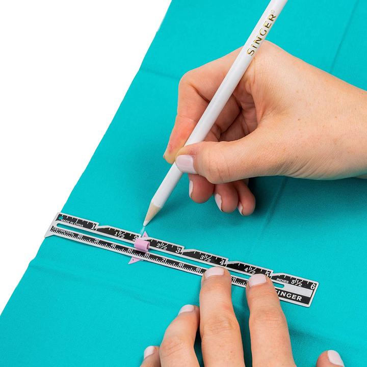 Actual product image Singer Beginner Sewing Kit