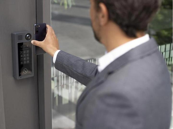 Actual product image Axis A1610-B Network Door Controller