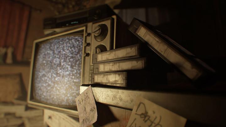 Actual product image Capcom Sony Resident Evil 7 Biohazard, PS4 Standard PlayStation 4 (PS4, EN)
