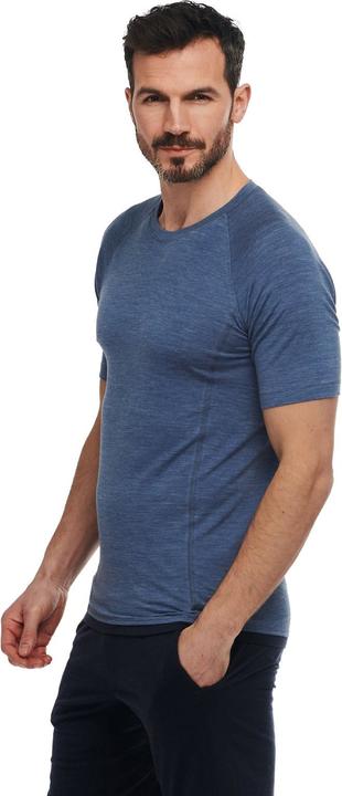 Actual product image Dagsmejan Stay Warm T Shirt (S)