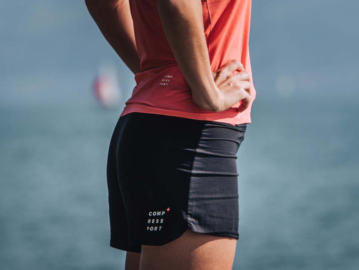 Immagine prodotto Compressport Performance Overshort W - Edizione nera 2023 (XS)