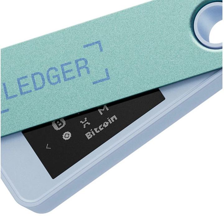 Immagine prodotto Ledger Nano S Plus - Verde pastello (Litecoin, Bitcoin, Cardano, Ether, Dogecoin, TRON, Ethereum Classic, Monero, Ripple, Bitcoin Cash, Stellar)