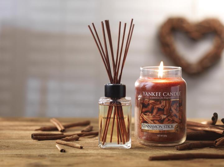 Actual product image Yankee Candle Cinnamon Stick (623 g)