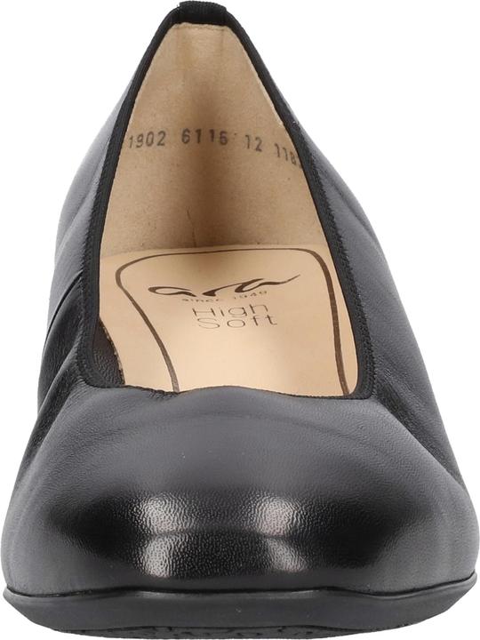 Actual product image Ara Pumps (41)
