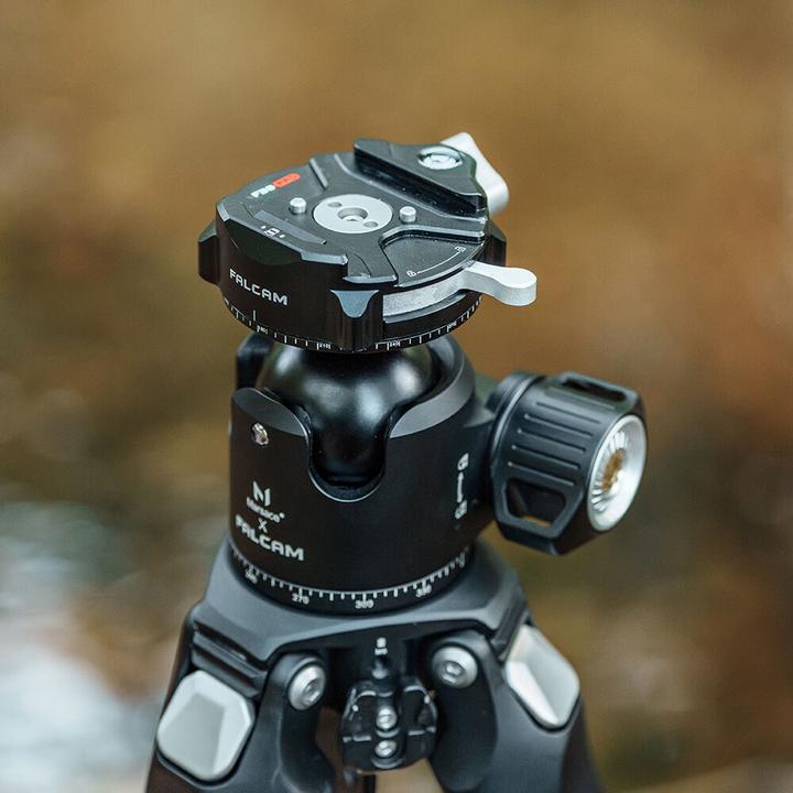 Image du produit Falcam F38 Pro Quick Release Low Gravity Dual Panorama Ball Head F38B4906