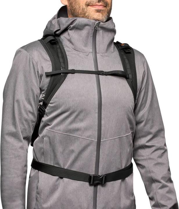 Actual product image Lowepro RunAbout BP (Photo backpack, 18 l)