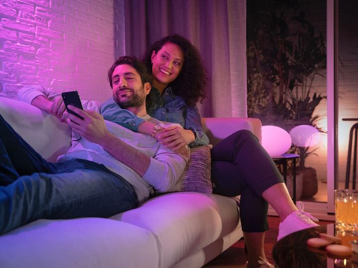 Image du produit Philips Hue Kit de démarrage White & Color Ambiance (GU10, 4.20 W, 400 lm, 3 x, E)