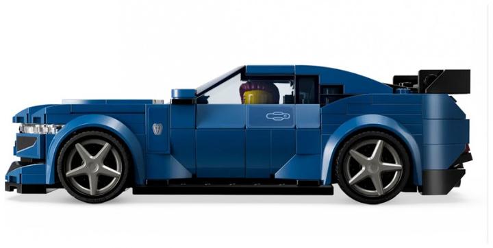 Actual product image LEGO Ford Mustang Dark Horse sports car (76920, LEGO Speed Champions)