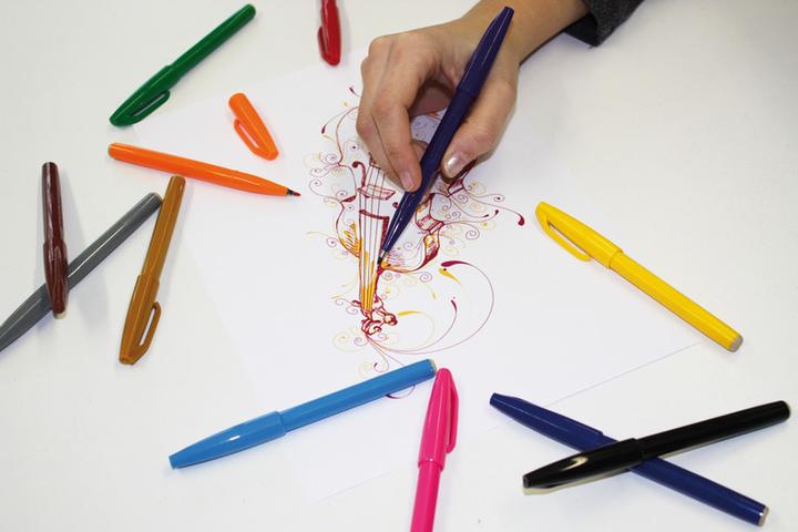 Actual product image Pentel sign pen (Red, 1 x)