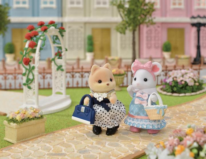 Actual product image Sylvanian Families Fashion Play Set Sugar Sweet Collection