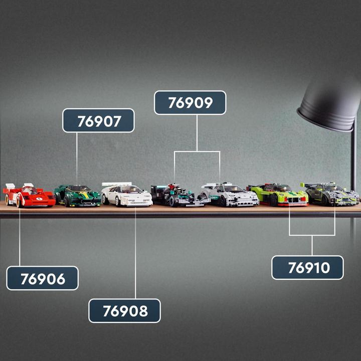 Productafbeelding LEGO Aston Martin Valkyrie AMR Pro & Aston Martin Vantage GT3 (76910, LEGO Snelheidskampioenen)