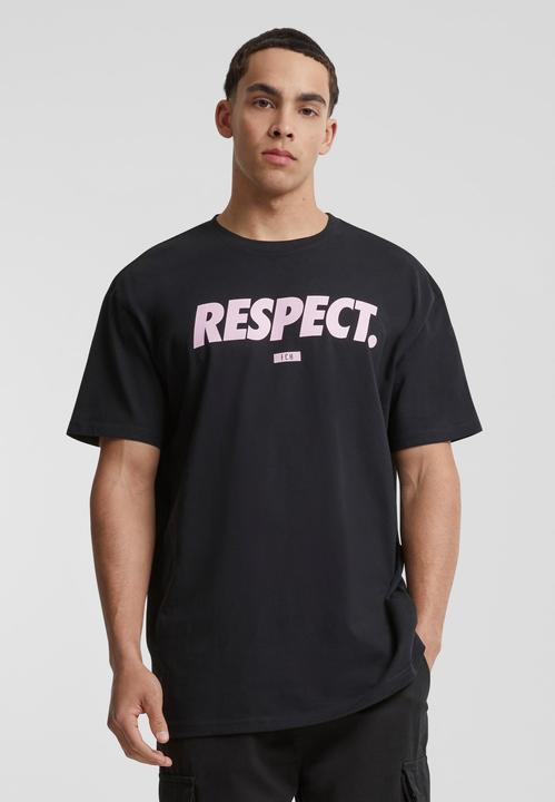 Actual product image Urban Classics Football's coming Home Respect Oversize Tee - 141511 (M)
