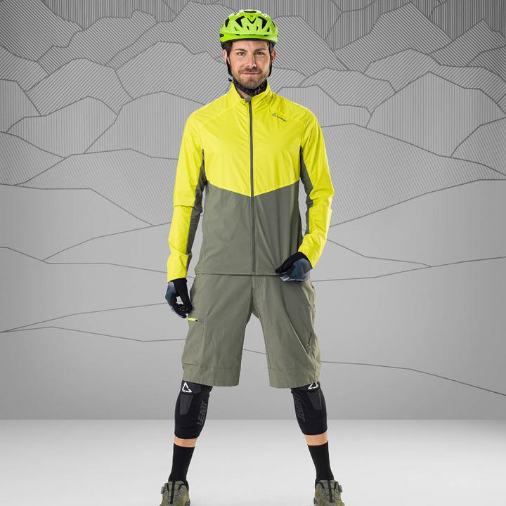 Actual product image Löffler Loeffler Radlerhosen mit Sitzpolster kurz M Bike Shorts Leon-G CSL Herren - Schwarz (L)