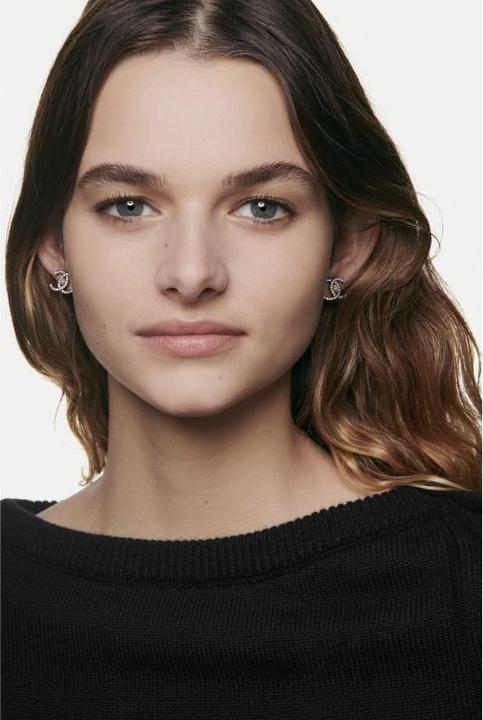Produktbild Chanel Ultra Le Teint Velvet (B20)