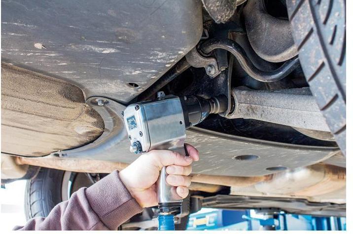 Actual product image HAZET Impact wrench ∙ extra short 9012M ∙ Maximum loosening torque: 1100 Nm ∙ Square, solid 12.5 mm… (Air blast)