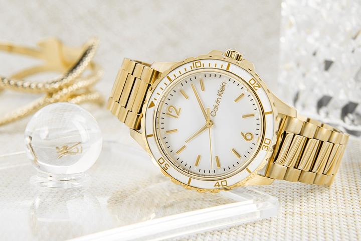 Immagine prodotto Calvin Klein Sport For Her Damenuhr 25200099 + BOX (Orologio da polso analogico)