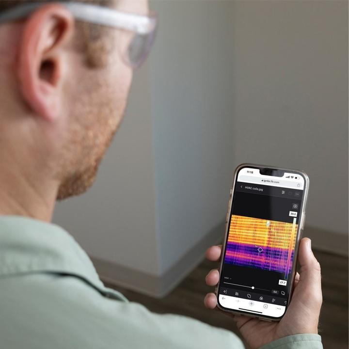 Actual product image Flir E8 Pro Thermal Imaging Camera -20 to +550°C 320 x 240 Pixel 9Hz Touchscreen