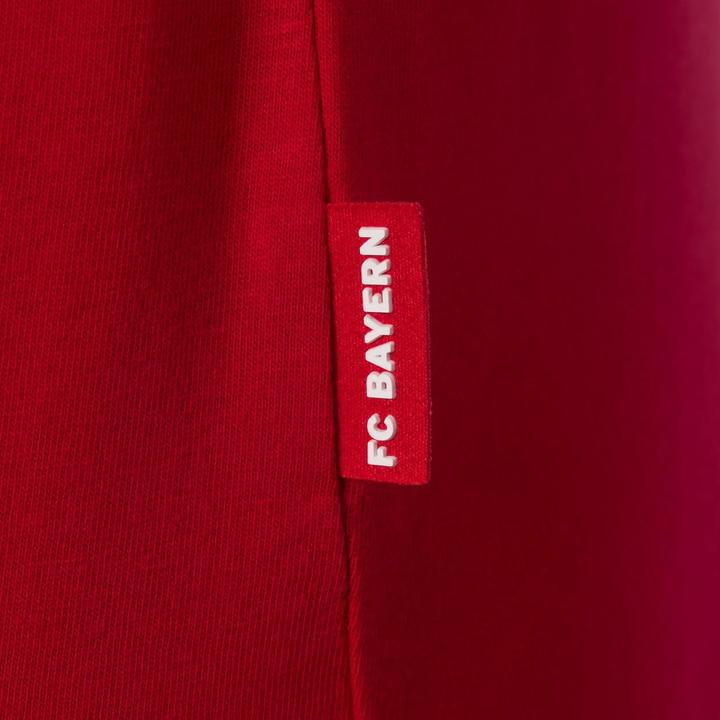 Actual product image FC Bayern München Bayern Munich Logo Fanshirt (M)