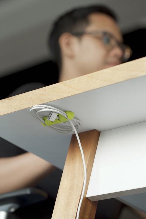 Actual product image BlueLounge CableDrop Multi