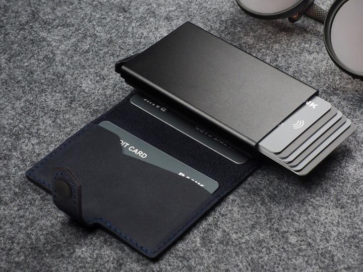Actual product image Pularys Wallet HIKER credit card holder