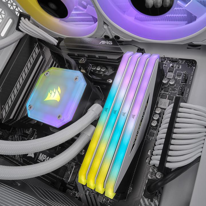 Actual product image Corsair Vengeance RGB RT (4 x 8GB, 3600 MHz, DDR4-RAM, DIMM)