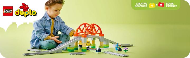 Actual product image LEGO Railway bridge and rails - extension set (10426)