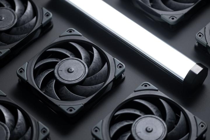 Produktbild Noctua NF-A12X25 PWM chromax.black.swap (120 mm, 1 x)