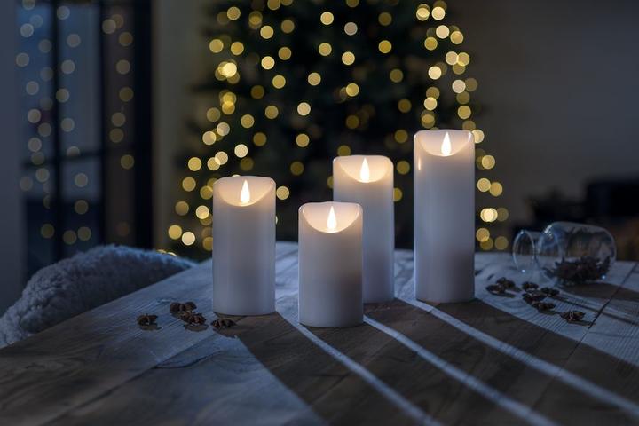 Actual product image Konstsmide LED wax candle, white, with 3D flame, Ø 7, 5 cm, height: 17, 5 cm, with 4h and 8h timer (1 x)