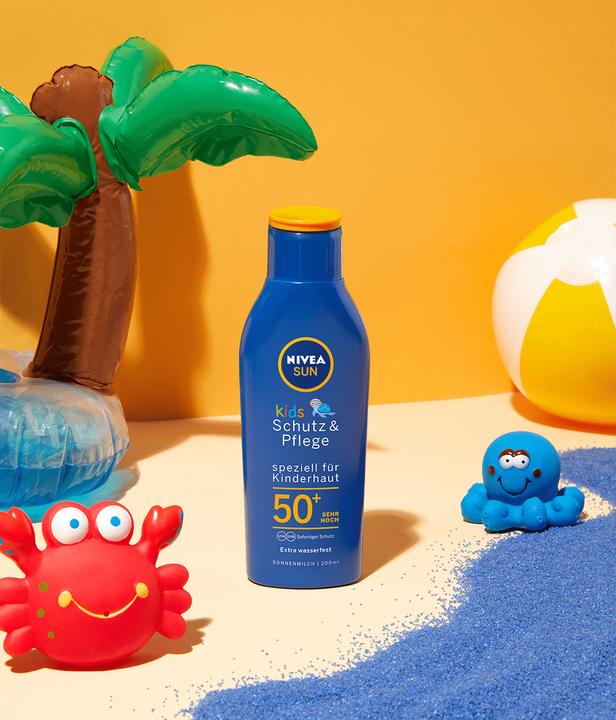 Immagine prodotto NIVEA Latte solare Sun Kids Protection & Care SPF 50+ (Latte solare, SPF 50+, 200 ml)