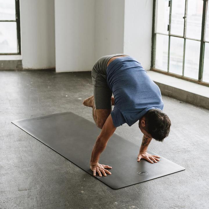 Produktbild Lotuscrafts Yogamatte Pure Zen-Schwarz (4 mm)