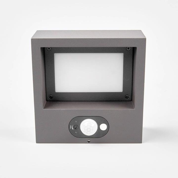 Actual product image Lucande Mahra outdoor wall light IP54 Graphite (IP54)