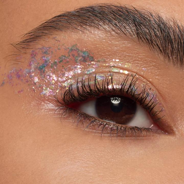 Actual product image essence Multichrome Flakes Eyeshadow Topper 02 Cosmic feelings (02 Cosmic feelings)
