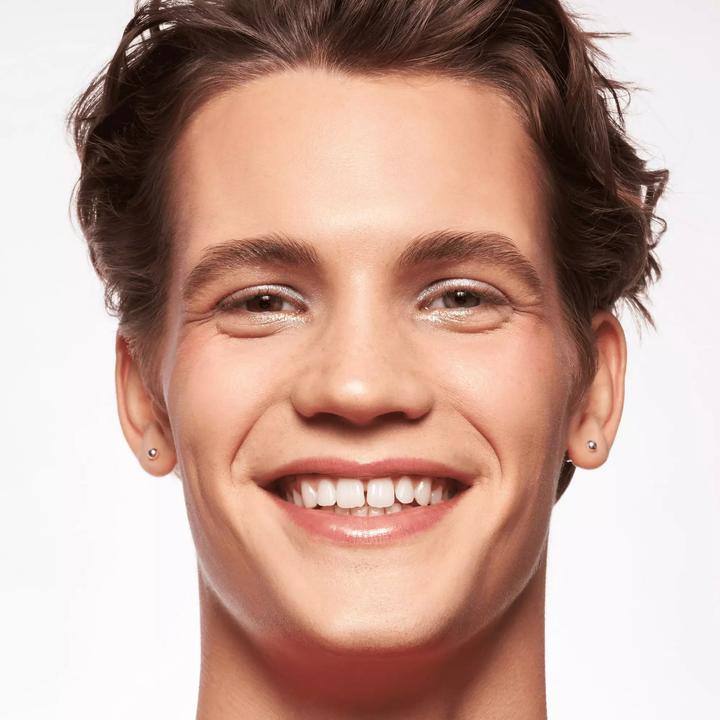 Produktbild essence Foundation Skin Tint (30)