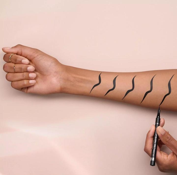 Produktbild Catrice Calligraph Pro Precise 20H Matte Liner (010 Intense Black)