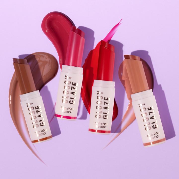Image du produit essence GLOSSY GLAZE high shine lipstick rouge à lèvres brillant (4)