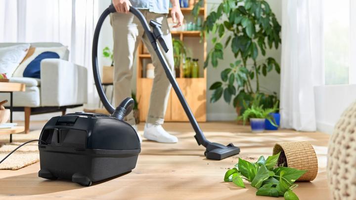 Actual product image Bosch Hausgeräte BGL38BA2H