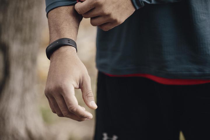 Actual product image Under Armour Ribbon