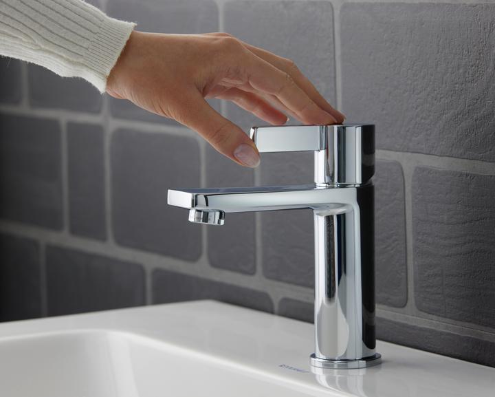 Actual product image Duravit EH-WT-MI D-NEO L with pop-up waste chrome