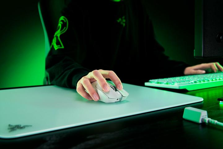 Actual product image Razer Viper V3 Pro (Wireless, Cable)