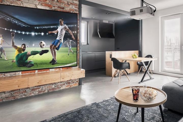 Actual product image Optoma UHD42 (UHD, 3400 lm, 1.21 - 1.59:1)