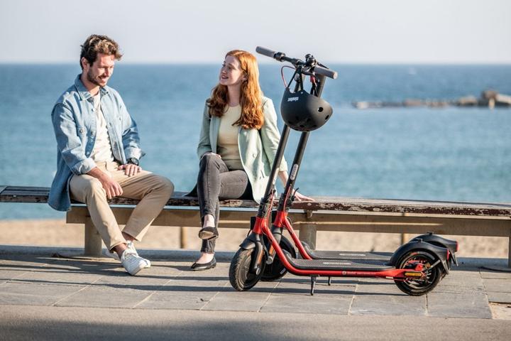 Image du produit Segway-Ninebot KickScooter D38E par Segway (25 km/h, 38 km, 350 W)