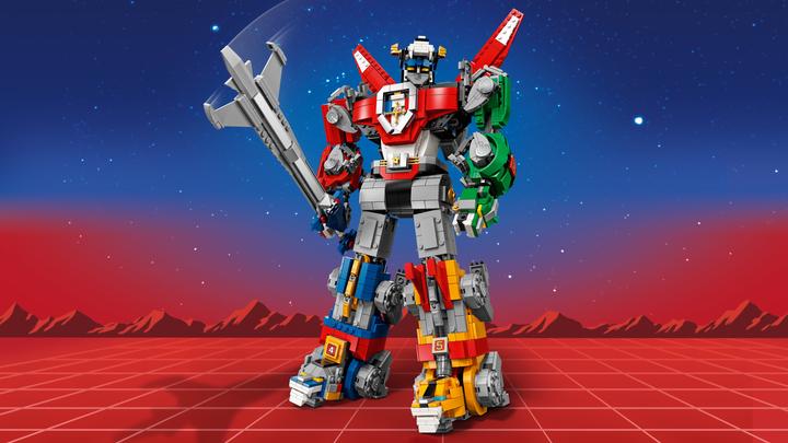 Actual product image LEGO Voltron (21311, LEGO Ideas, LEGO Rare Sets)