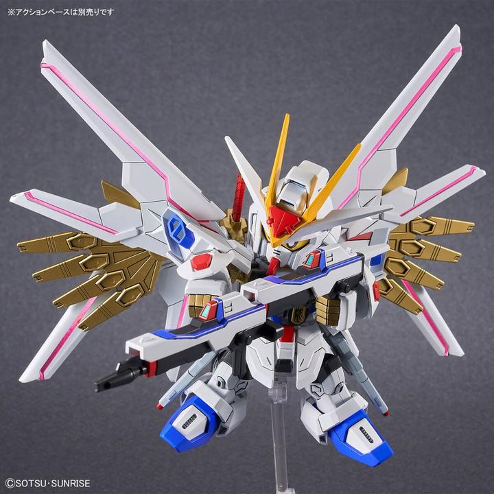 Produktbild Bandai GUNDAM - SD Gundam Cross Silhouette Mighty Strike Freedom - Model Kit