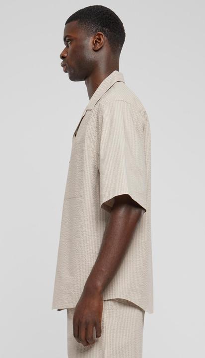 Actual product image Urban Classics Relaxed Seersucker Short Sleeve Shirt - 140935 (XXL)
