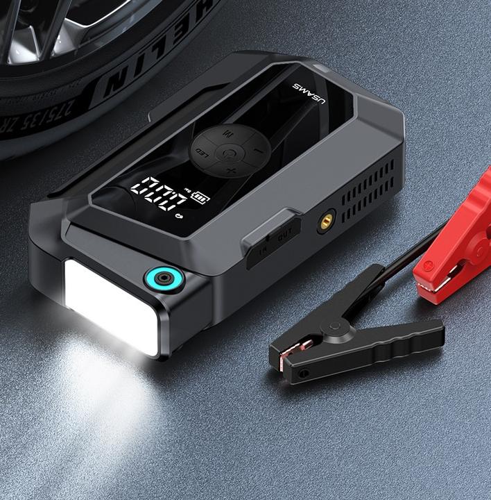 Actual product image Usams Jumpstarter Powerbank 8000mAh + wbudowana latarka czarny/black ZB287 (8000 mAh, 60 W, 29.60 Wh)